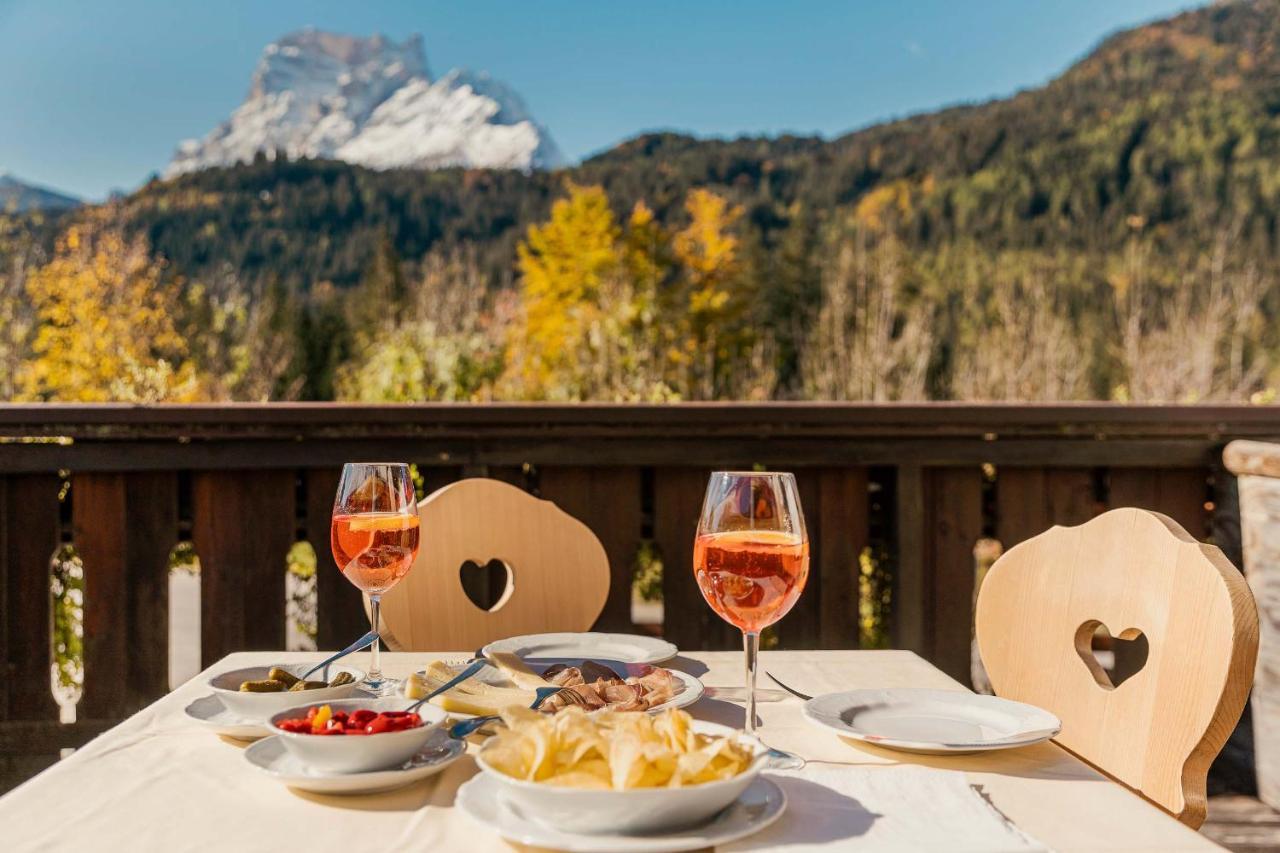 Locanda Montana San Vito di Cadore Bagian luar foto